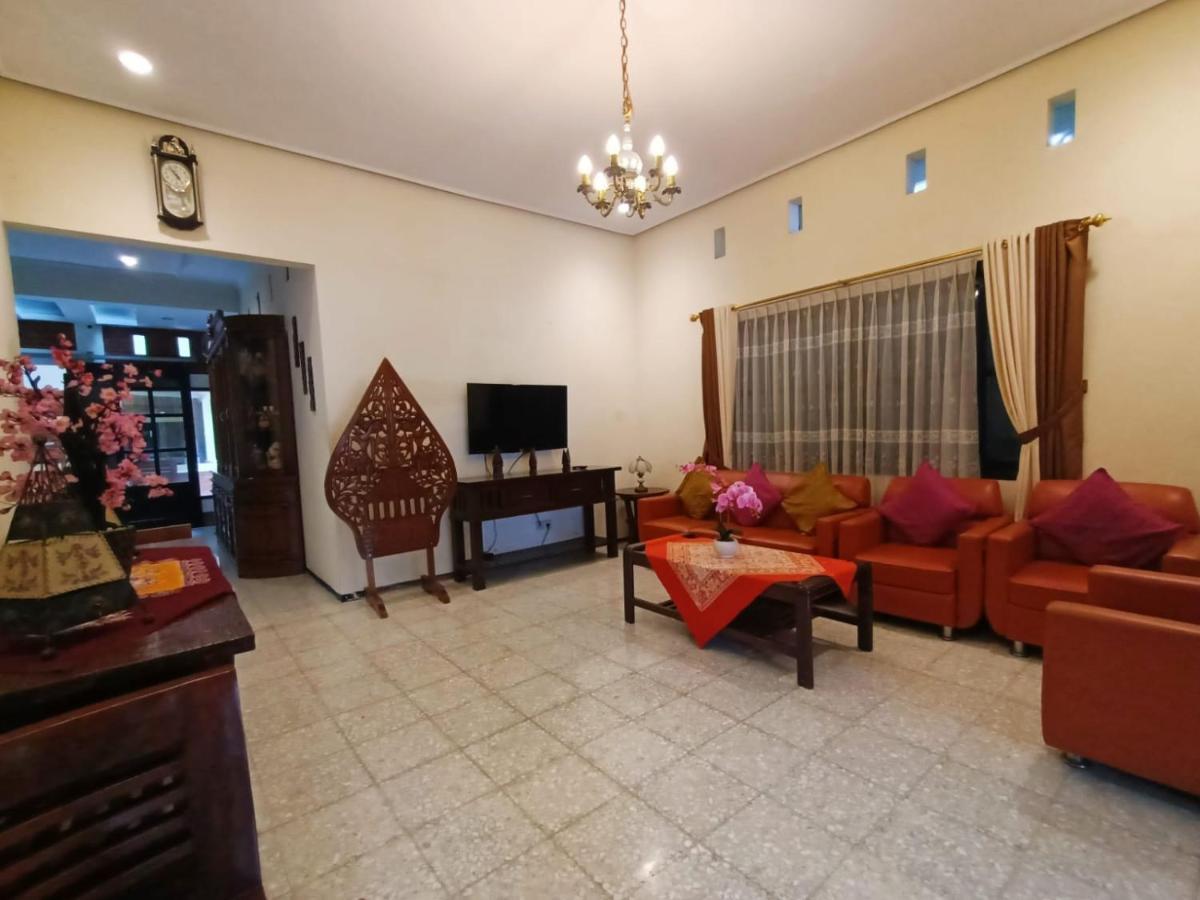 Rumah Kami Guest House Yogyakarta Eksteriør billede